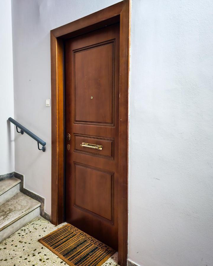 The Acropolis Hideaway 2-Bdr Apt Next To Metro Athens Ngoại thất bức ảnh
